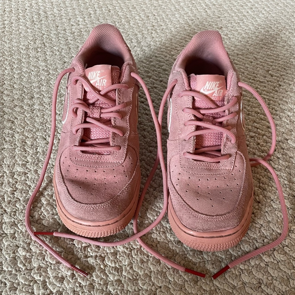 Pink AF-1